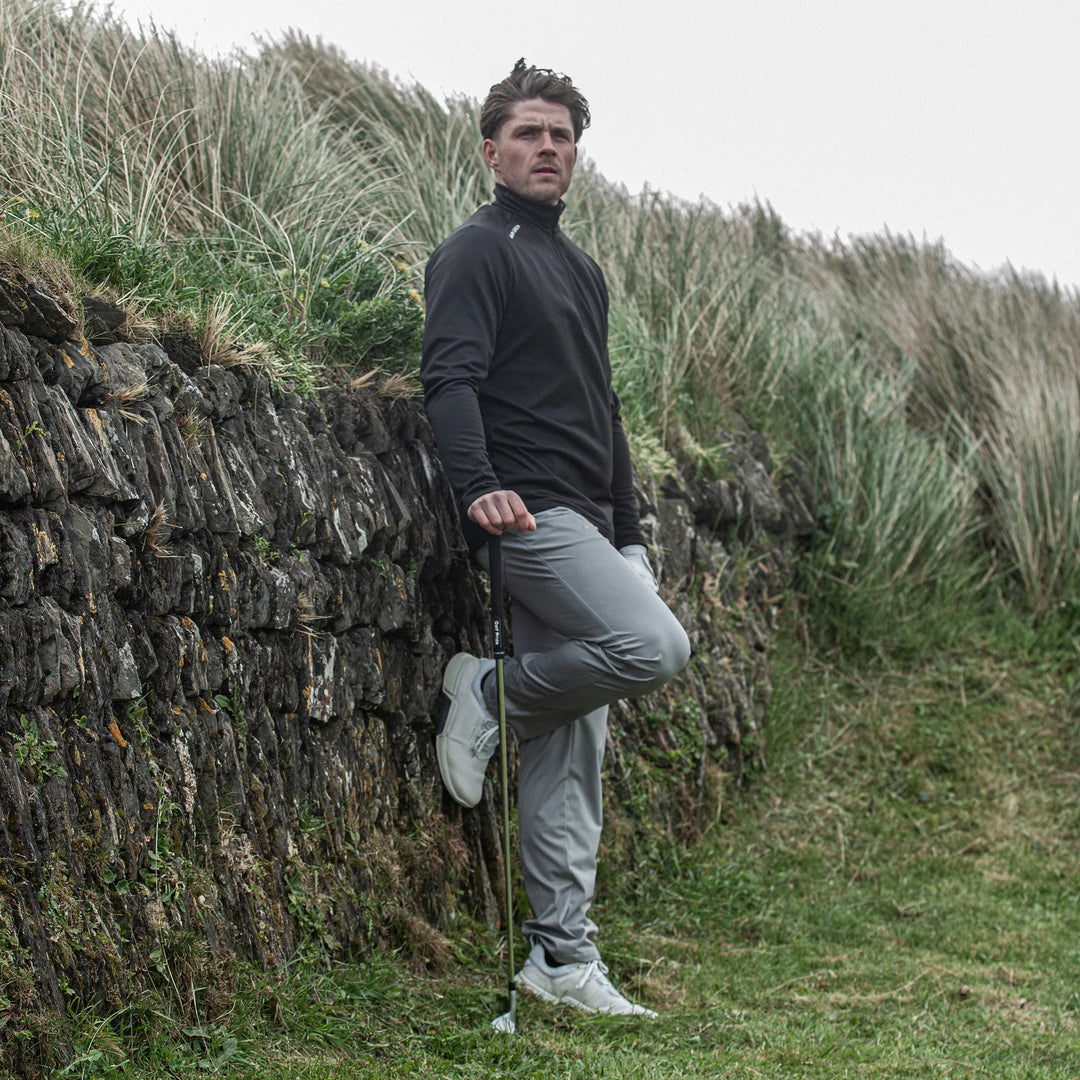 Drake is a Insulating golf mid layer for Men in the color Black(9)