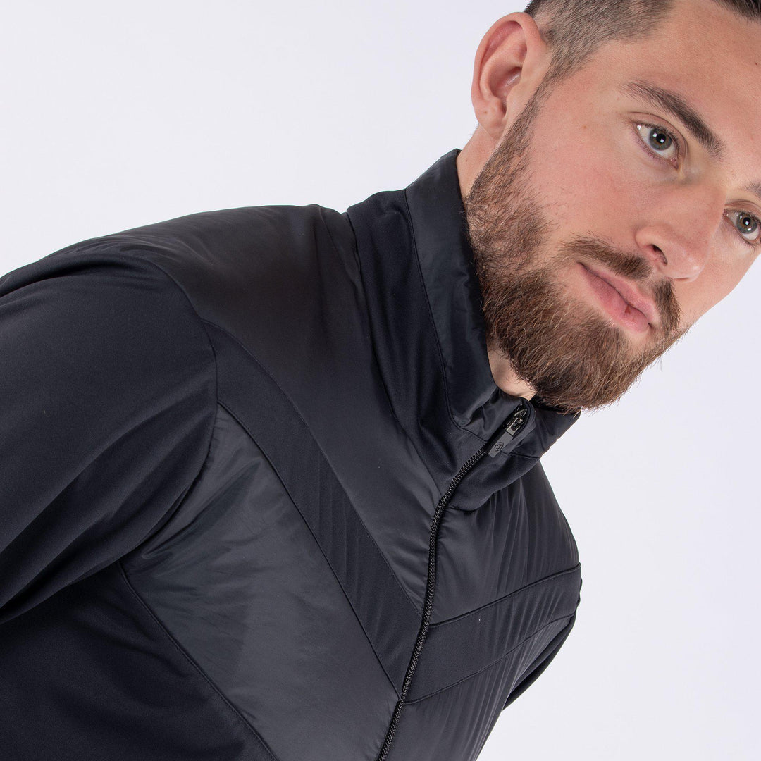 Liam is a Windproof and water repellent jacket for Men in the color Black(2)
