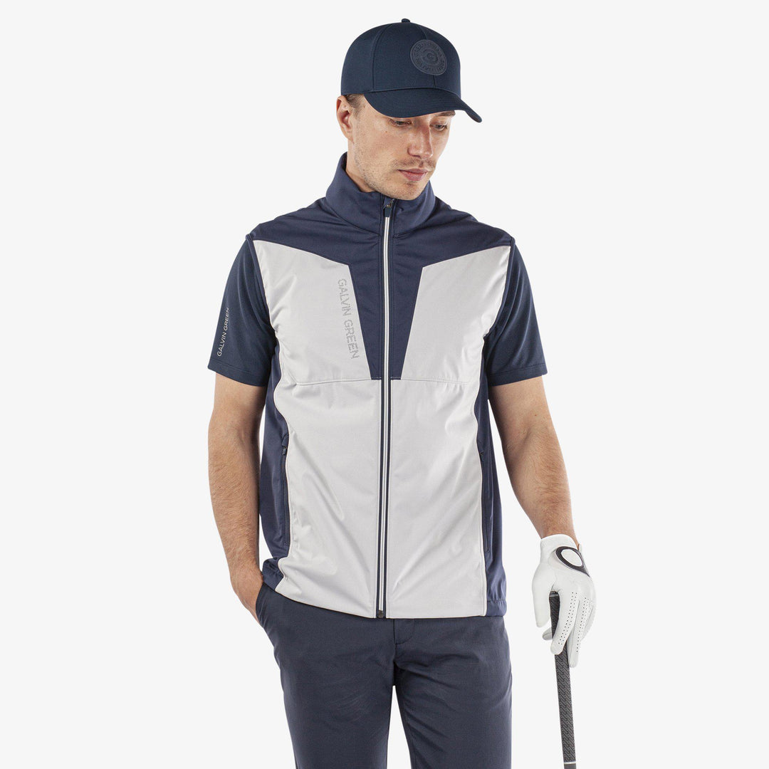 Lathan is a Windproof and water repellent golf vest for Men in the color Cool Grey/Navy(1)