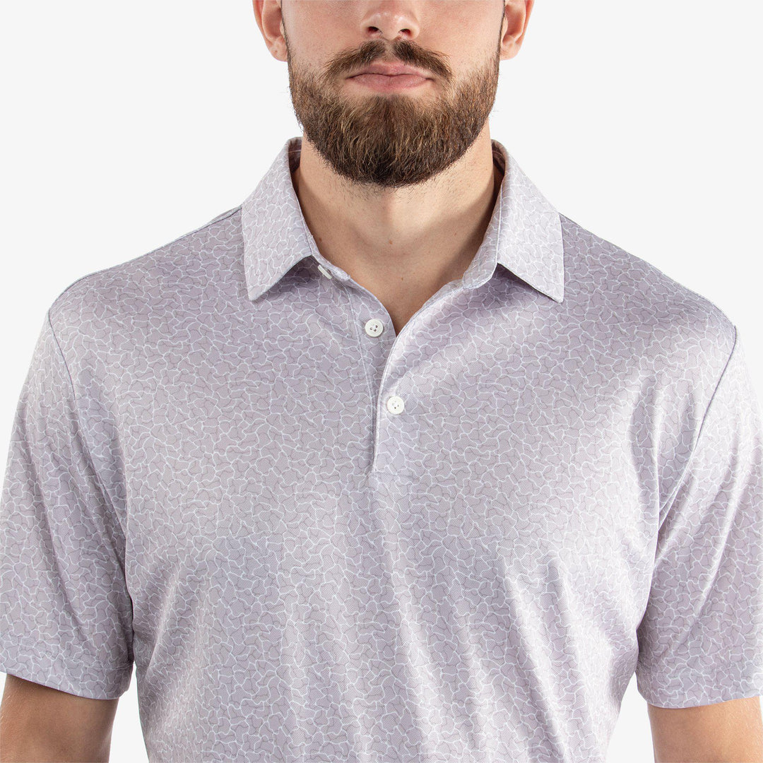 Mani is a Breathable short sleeve golf shirt for Men in the color Cool Grey(4)