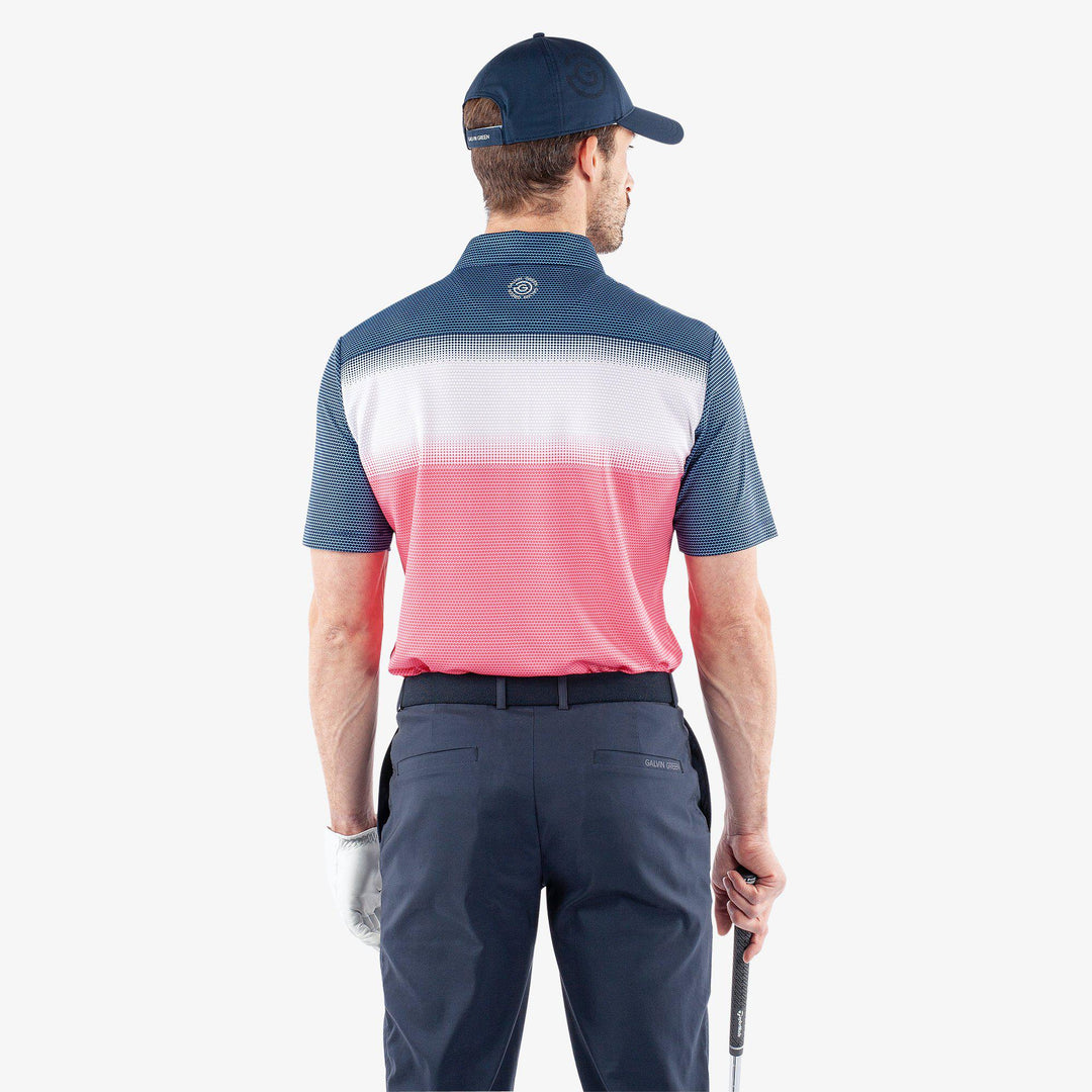 Mo is a Breathable short sleeve golf shirt for Men in the color Camelia Rose/White/N(4)