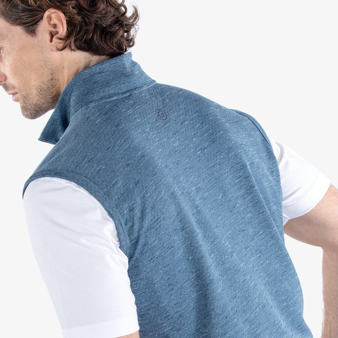 Del is a Insulating golf vest for Men in the color Blue Melange (5)