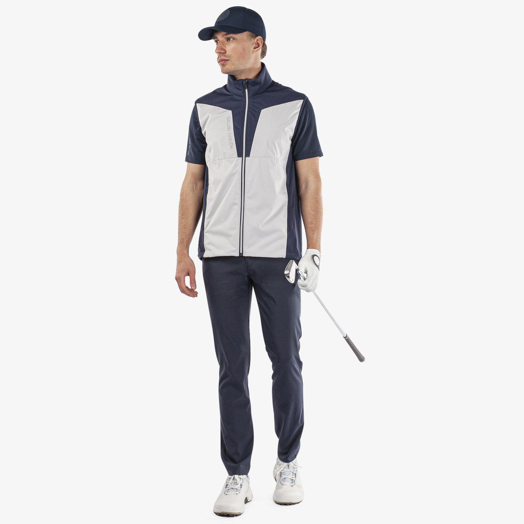 Lathan is a Windproof and water repellent golf vest for Men in the color Cool Grey/Navy(2)