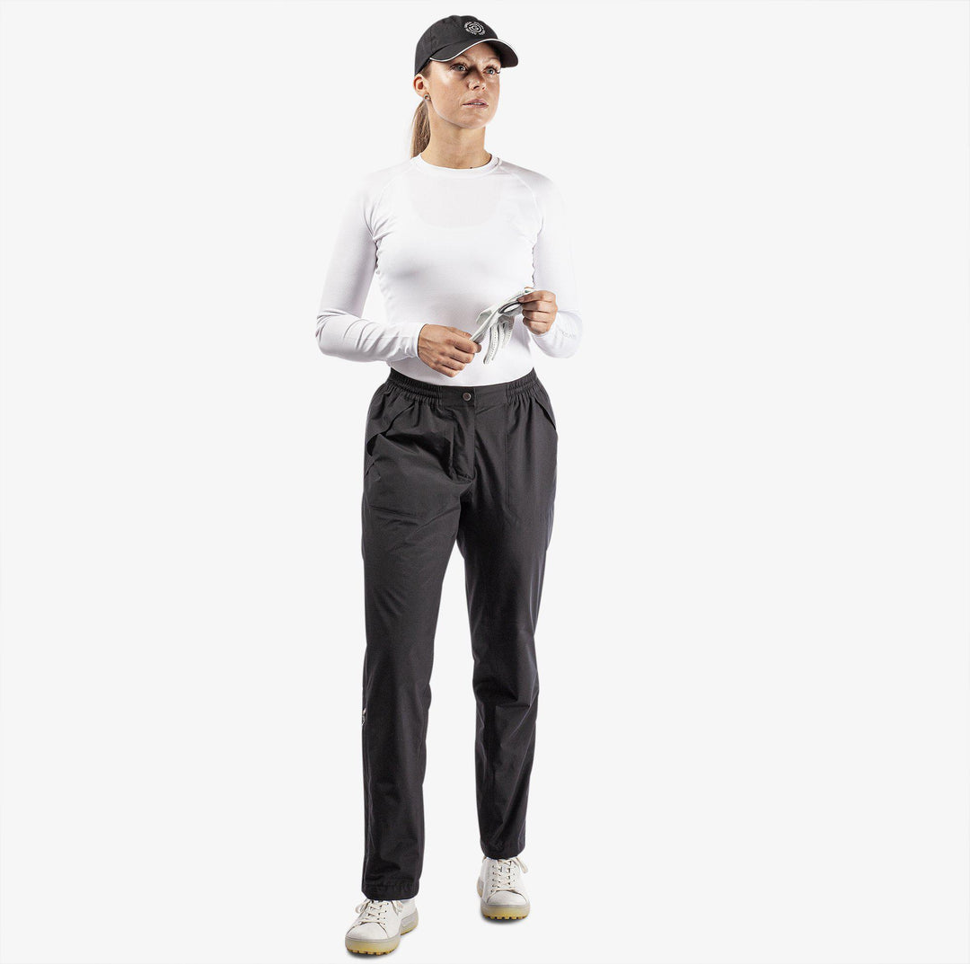 Anna is a Waterproof pants for Women in the color Black(2)