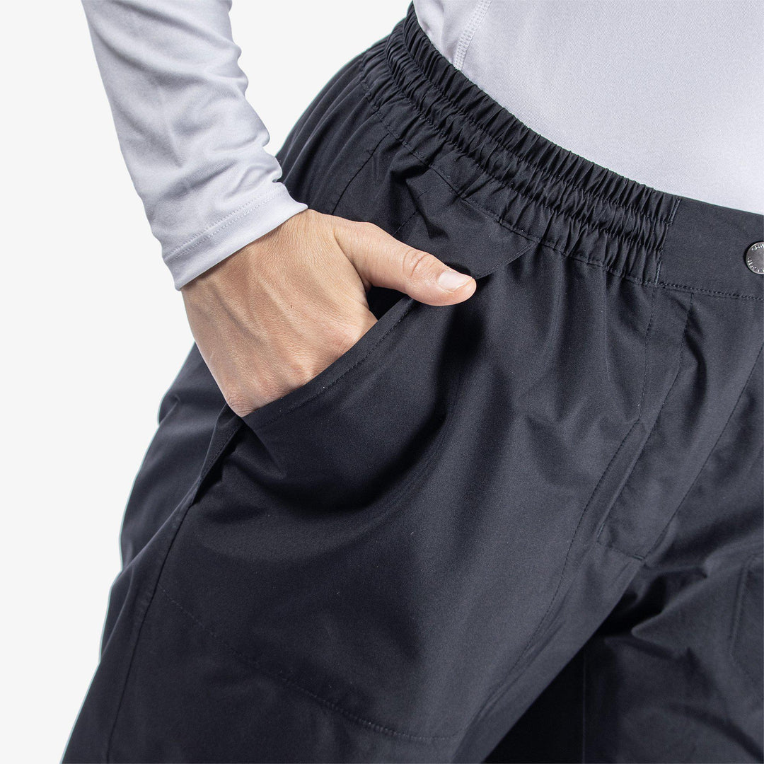 Anna is a Waterproof pants for Women in the color Black(3)