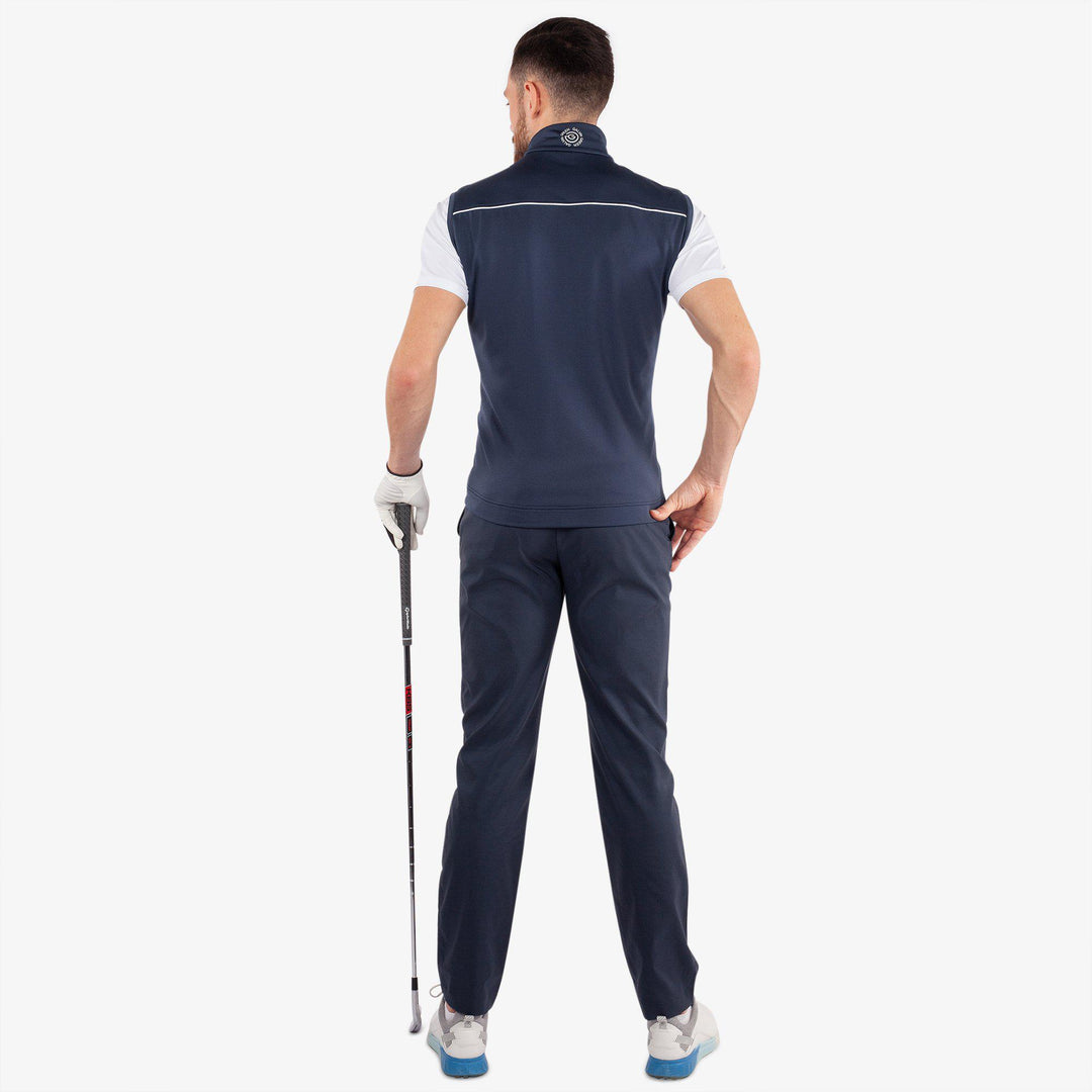 Davon is a Insulating golf vest for Men in the color Navy/White(6)