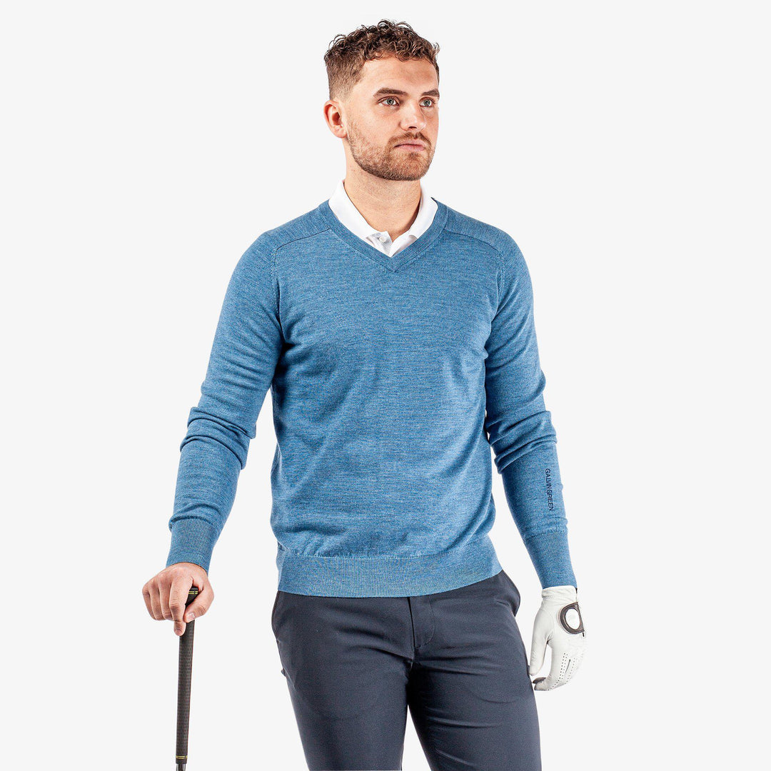 Carl is a Merino golf sweater for Men in the color Blue Melange (1)