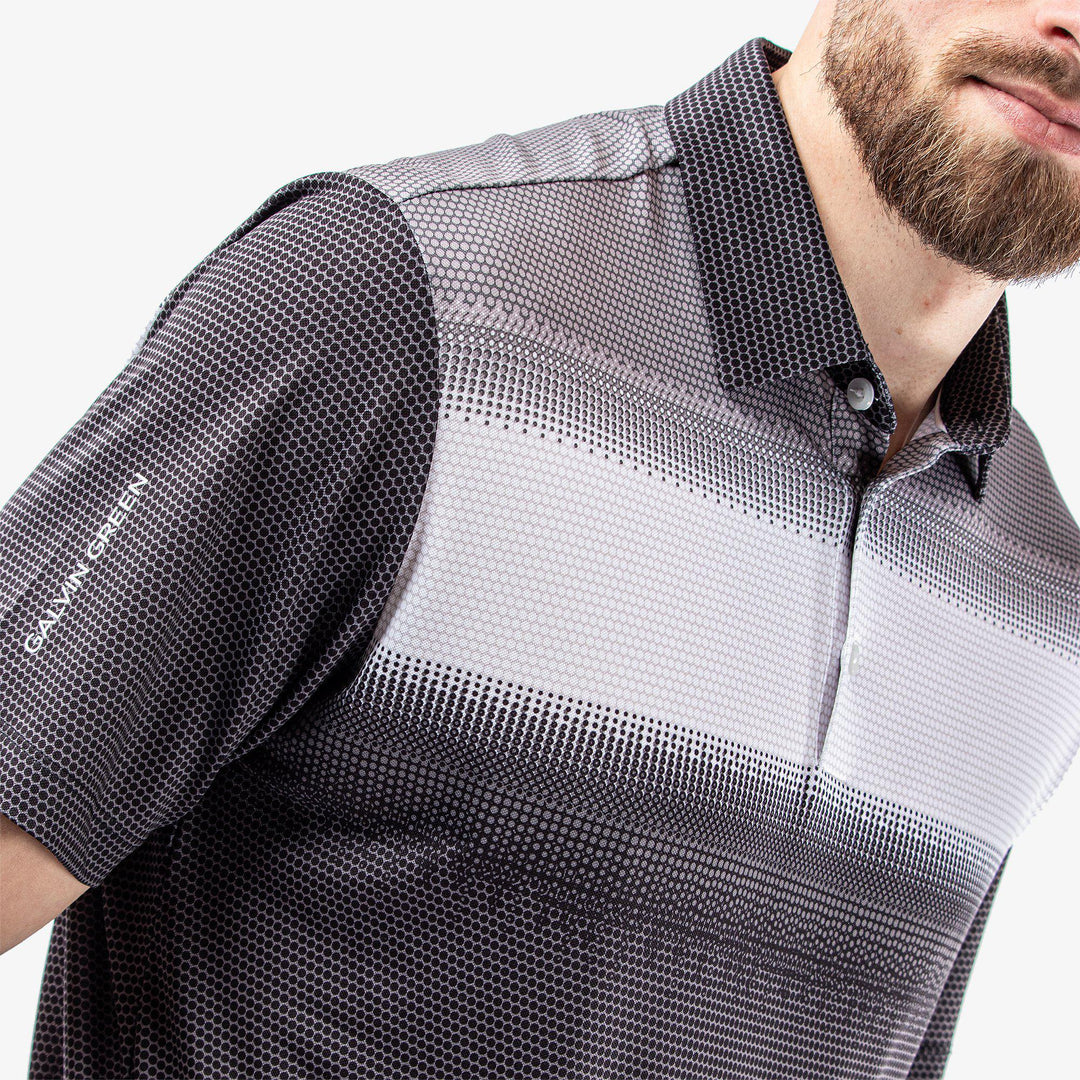 Mo is a Breathable short sleeve golf shirt for Men in the color Black/White/Sharkskin(4)
