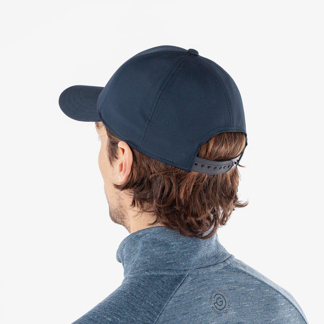 Spike is a Golf cap in the color Navy(3)