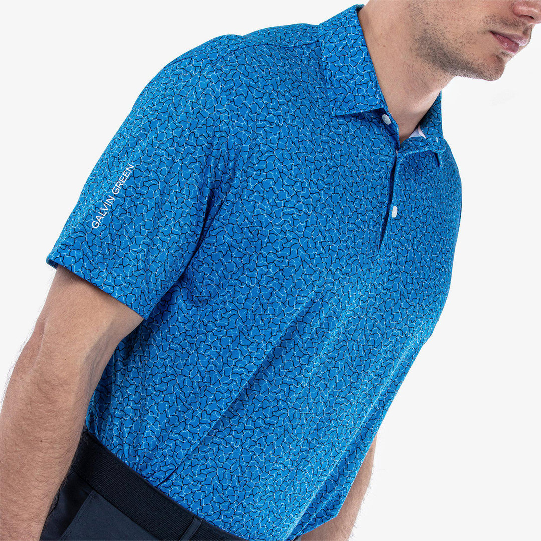 Mani is a Breathable short sleeve golf shirt for Men in the color Blue(3)