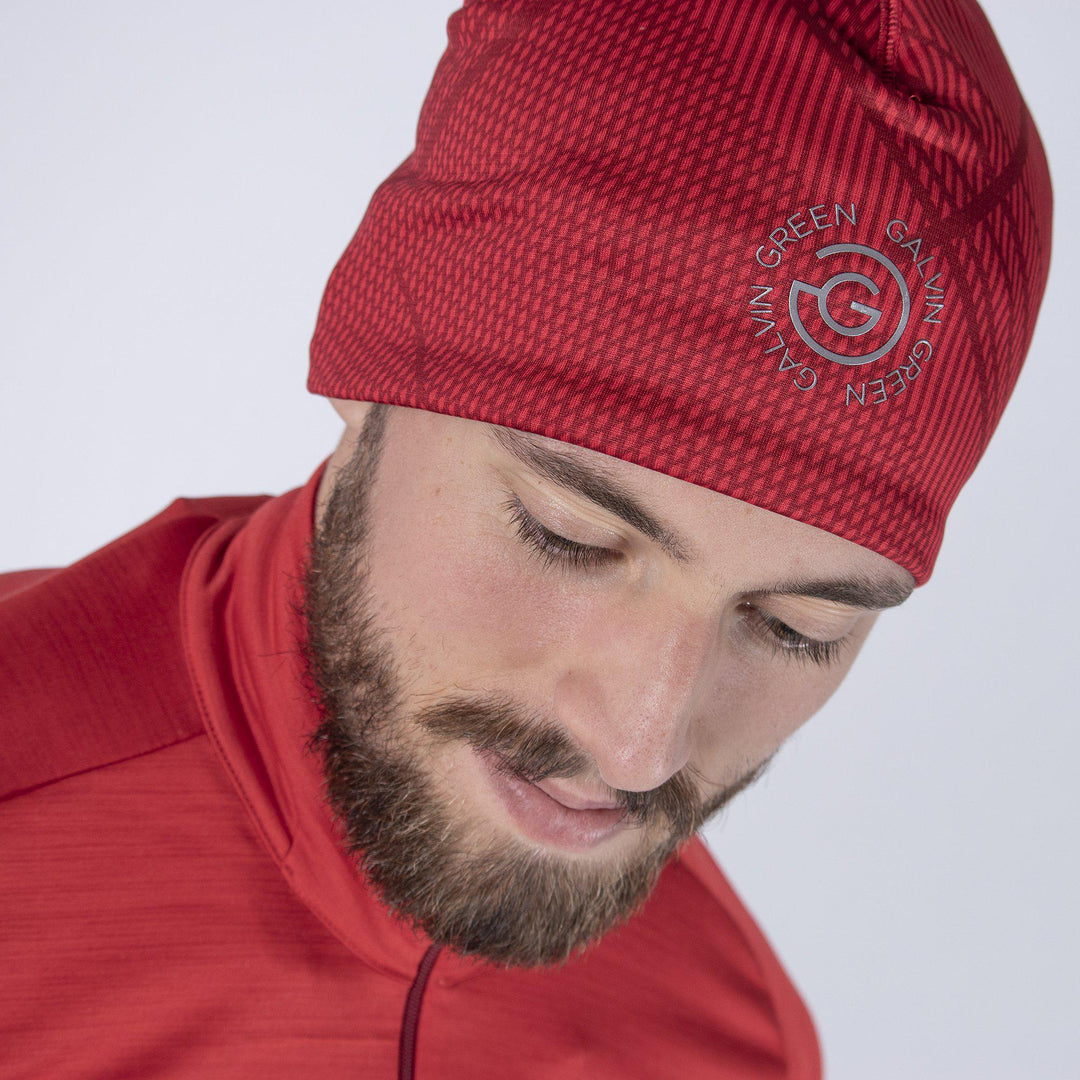 Danny is a Insulating hat in the color Red(1)