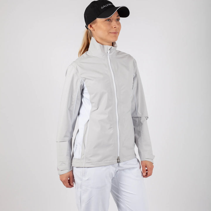 Aila is a Waterproof jacket for Women in the color Cool Grey(1)