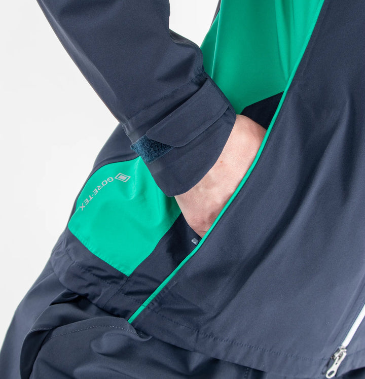 Aila is a Waterproof jacket for Women in the color Fantastic Blue(3)