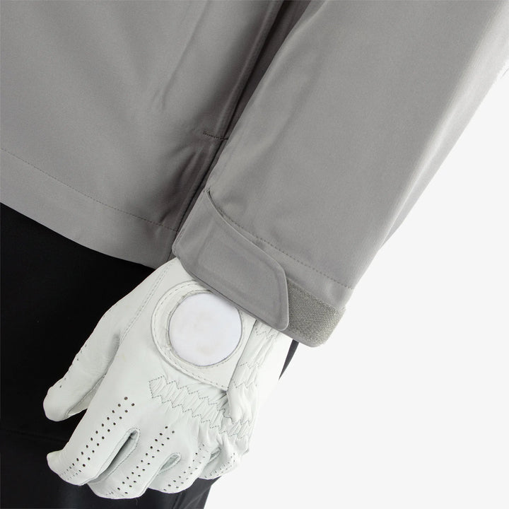 Amos is a Waterproof golf jacket for Men in the color Sharkskin(5)