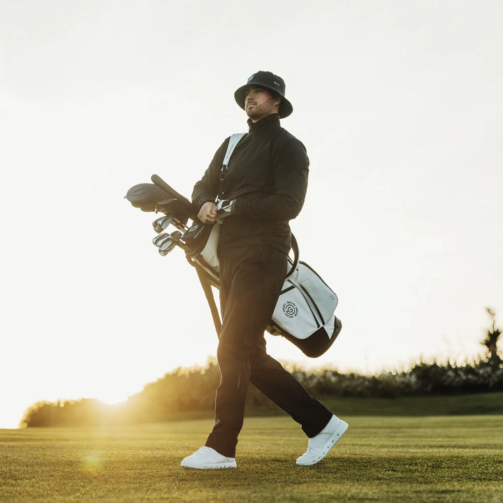 Aron is a Waterproof golf pants for Men in the color Black(9)