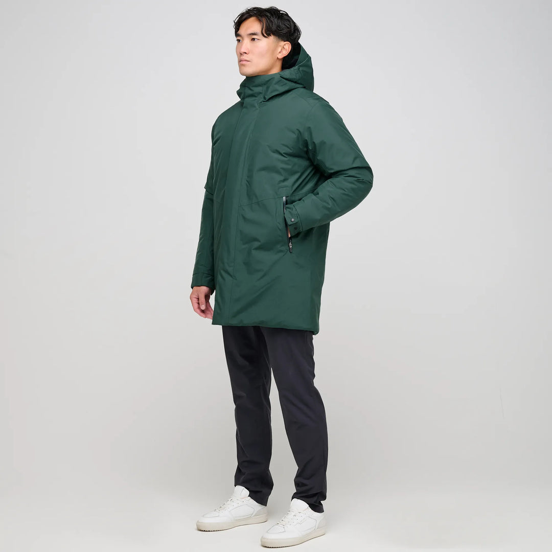 Austin is a Windproof and water repellent insulating golf parka for Men in the color Jungle Green(3)