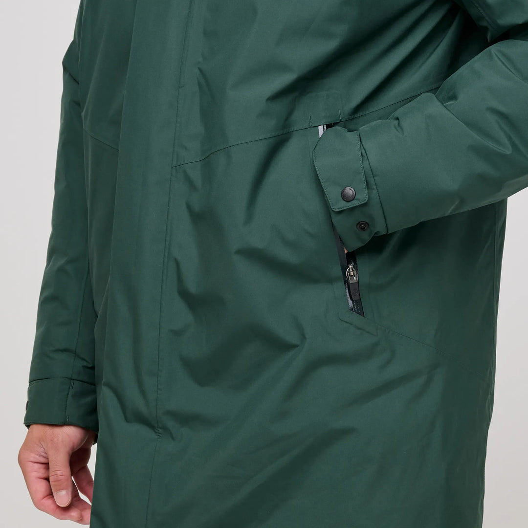 Austin is a Windproof and water repellent insulating golf parka for Men in the color Jungle Green(5)
