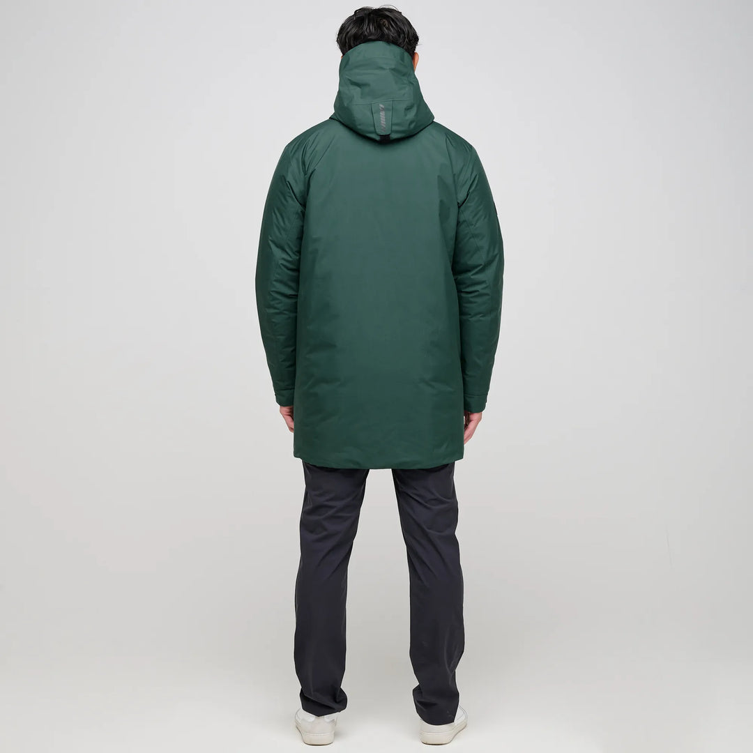Austin is a Windproof and water repellent insulating golf parka for Men in the color Jungle Green(9)