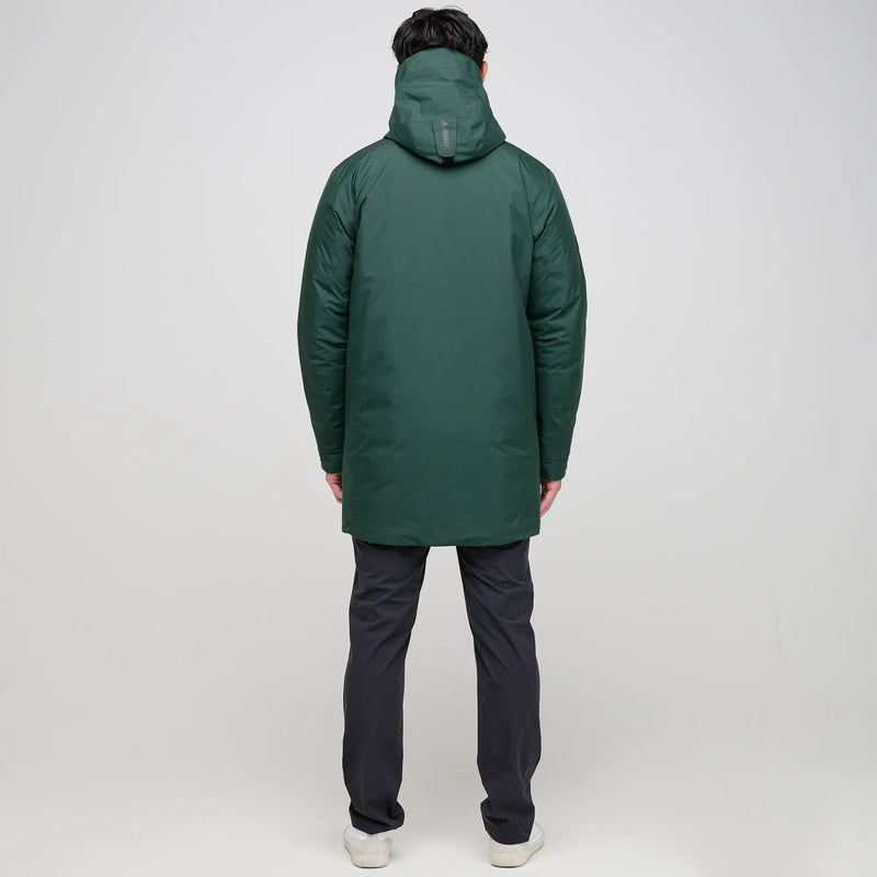 Austin is a Windproof and water repellent insulating golf parka for Men in the color Jungle Green(9)