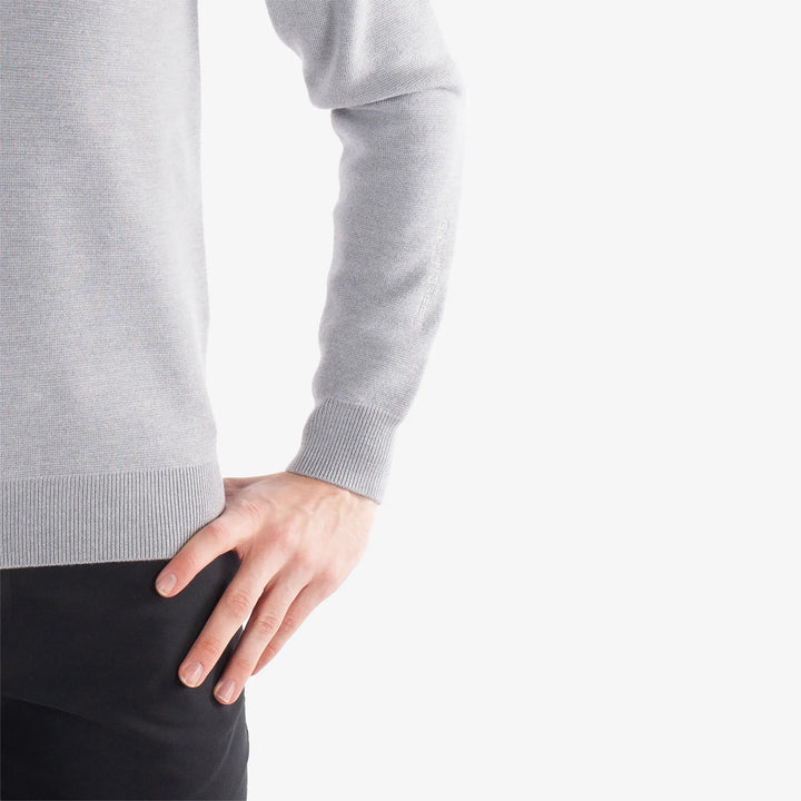 Chester is a Merino golf sweater for Men in the color Grey melange(4)