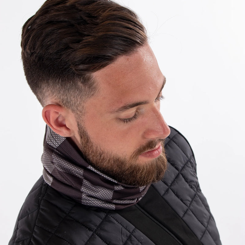 Darce is a Insulating neck warmer in the color Fantastic Black(1)