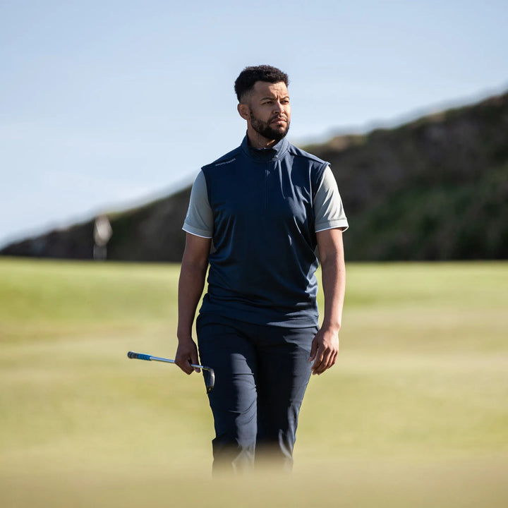 Del is a Insulating golf vest for Men in the color Navy(6)