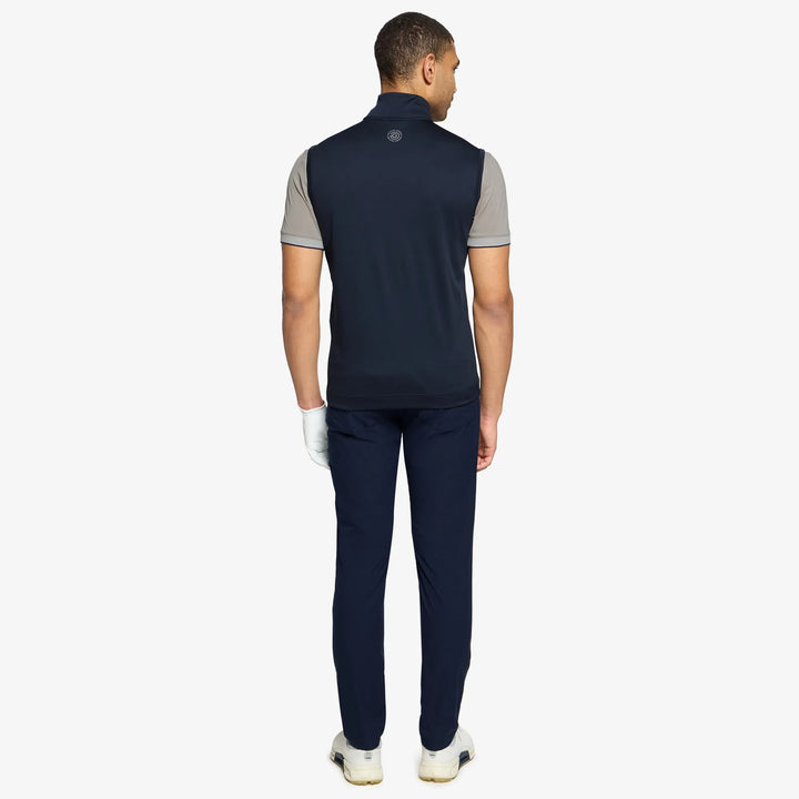 Del is a Insulating golf vest for Men in the color Navy(5)