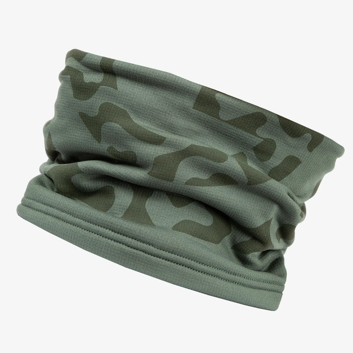Derek is a Insulatin neck warmer in the color Duck Green(4)