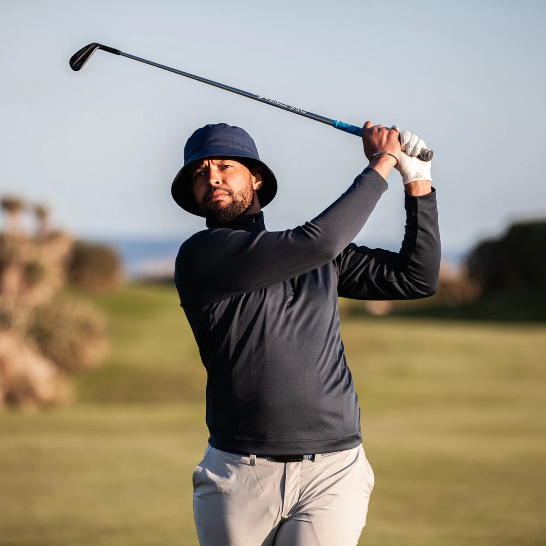 GALVIN GREEN ハーフジッププルオーバー ライトブルー/ブラック Men / Mid layers / Half zip – Galvin Green