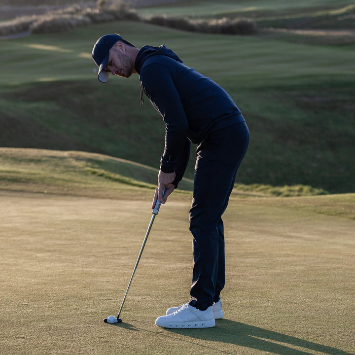 Donnie is a Insulating golf sweatshirt for Men in the color Navy(9)