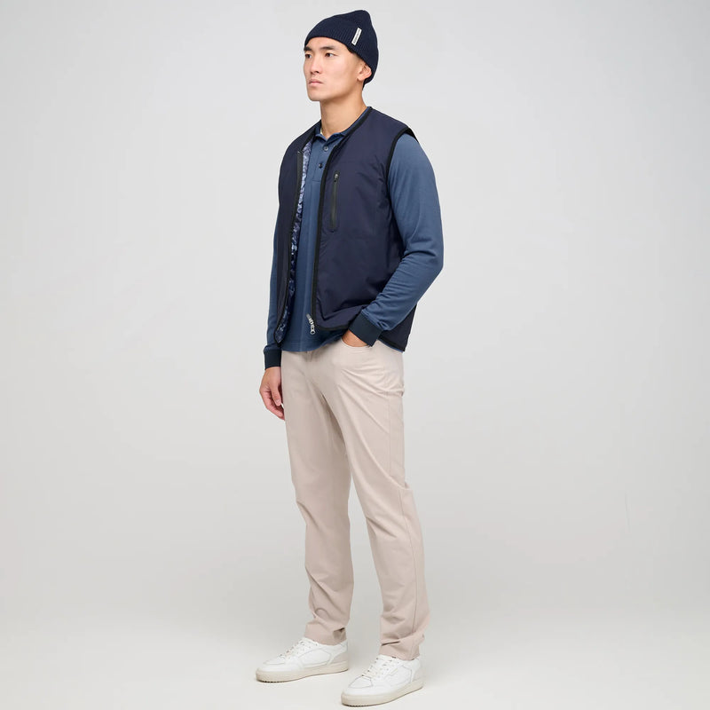 Lamar  is a Windproof and water repellent golf vest for Men in the color Navy(4)