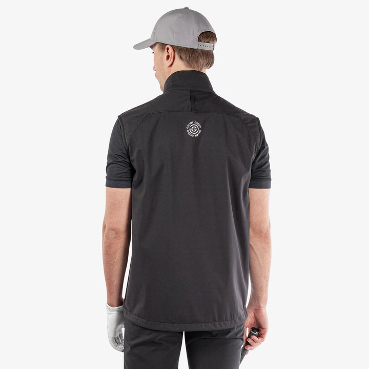 Lathan is a Windproof and water repellent golf vest for Men in the color Forged Iron/Black (6)