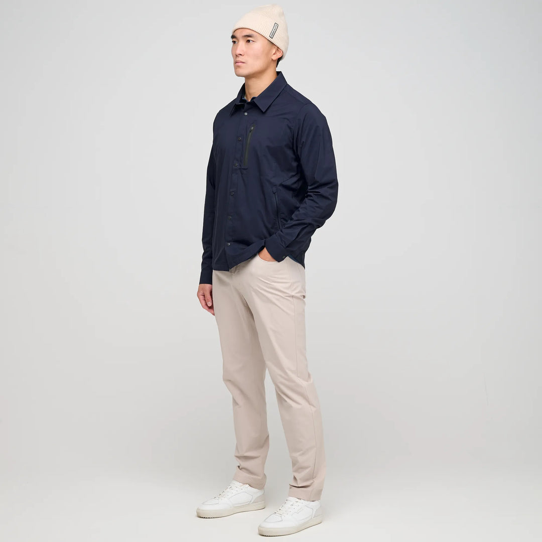 Legend is a Windproof and water repellent golf shirt for Men in the color Navy(5)