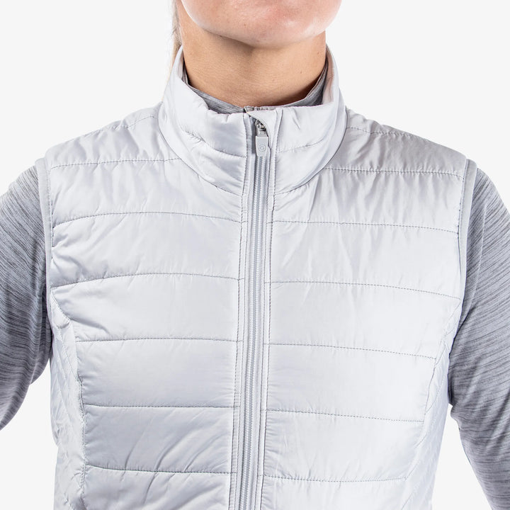 Lene is a Windproof and water repellent golf vest for Women in the color Cool Grey(4)