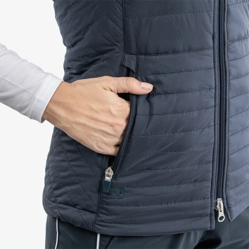 Lene is a Windproof and water repellent golf vest for Women in the color Navy(5)