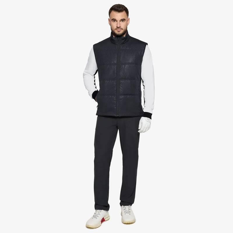 Lennox is a Windproof and water repellent golf vest for Men in the color Black(2)
