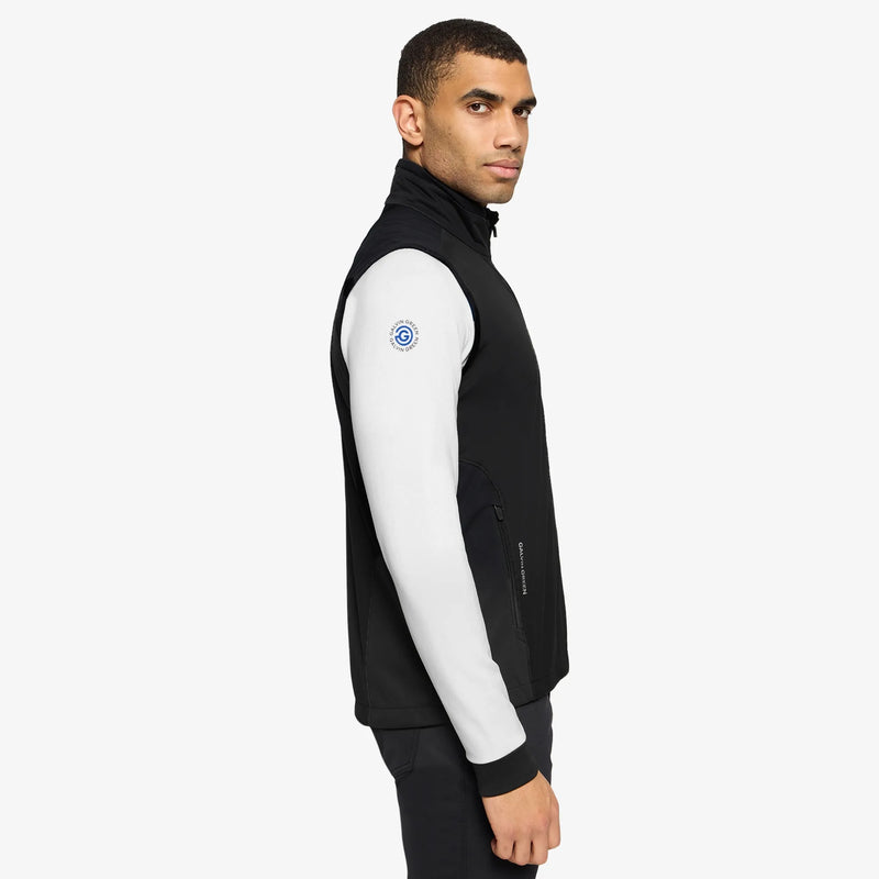 Leo is a Windproof and water repellent golf vest for Men in the color Black(3)