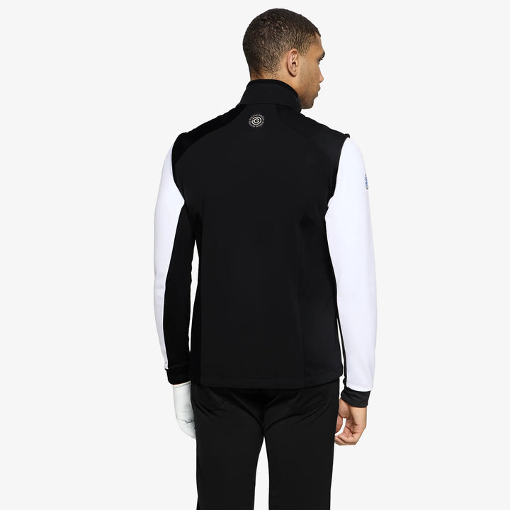 Leo is a Windproof and water repellent golf vest for Men in the color Black(4)