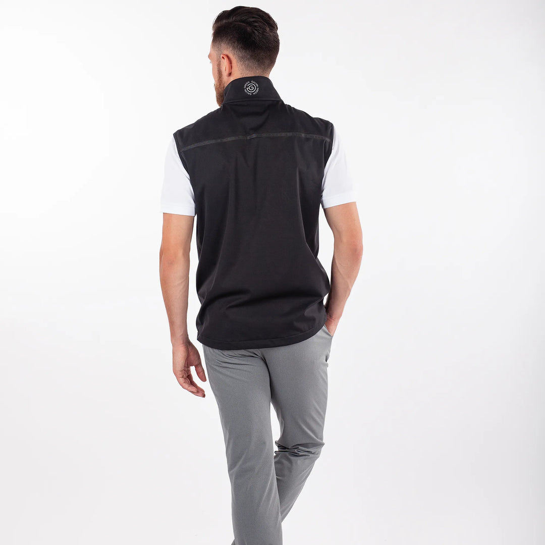 Lion is a Windproof and water repellent golf vest for Men in the color Black(4)