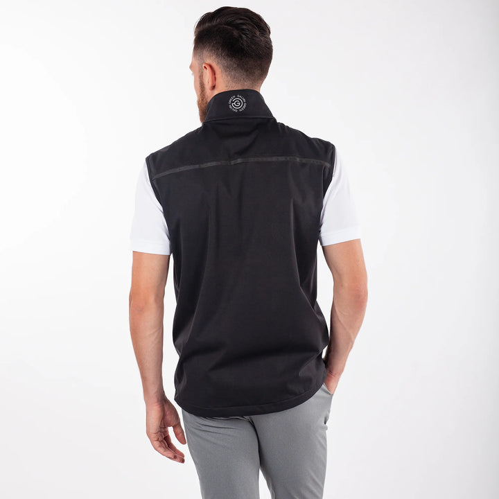 Lion is a Windproof and water repellent golf vest for Men in the color Black(5)