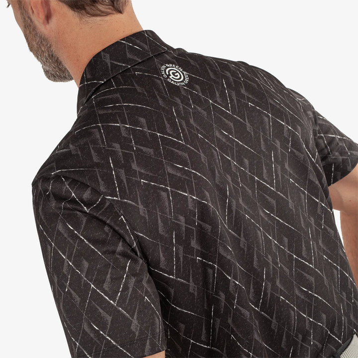 Mads is a Breathable short sleeve golf shirt for Men in the color Black(5)