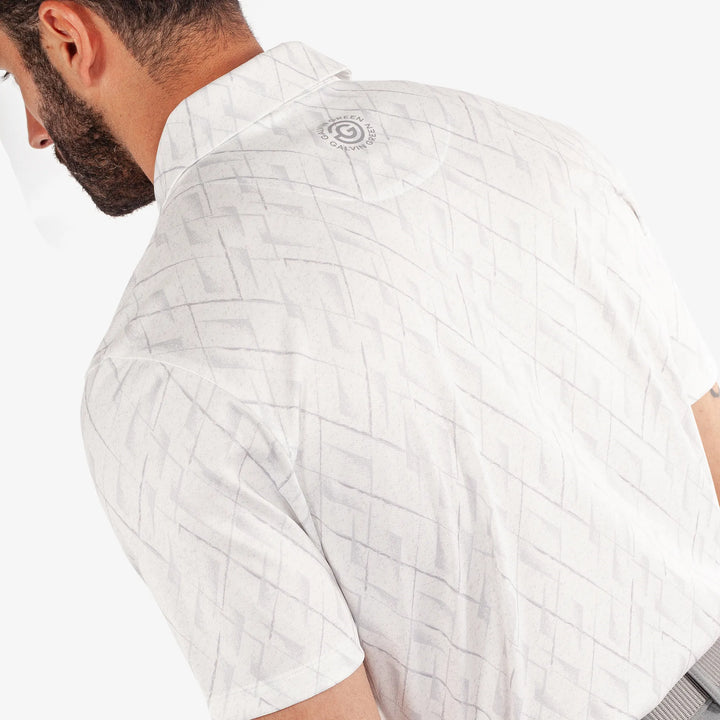 Mads is a Breathable short sleeve golf shirt for Men in the color White(5)