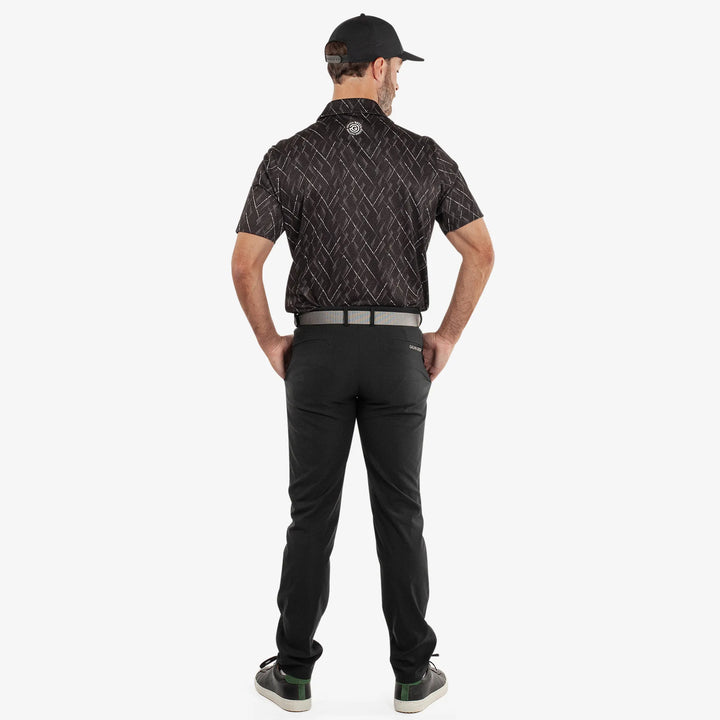 Mads is a Breathable short sleeve golf shirt for Men in the color Black(6)