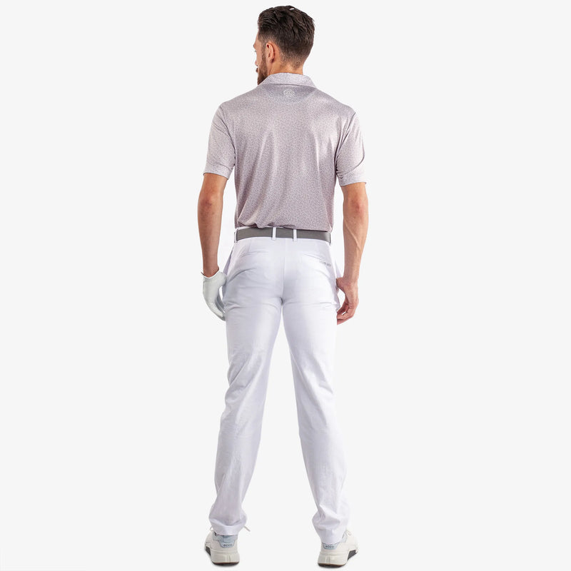 Mani is a Breathable short sleeve golf shirt for Men in the color Cool Grey(7)