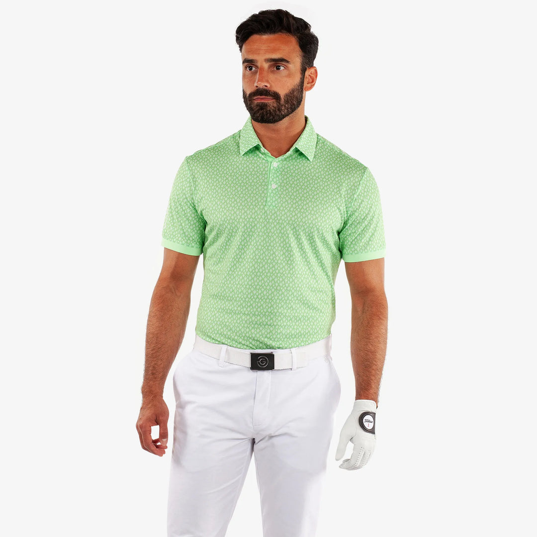 Manuel is a Breathable short sleeve golf shirt for Men in the color Fresh Green/White(1)