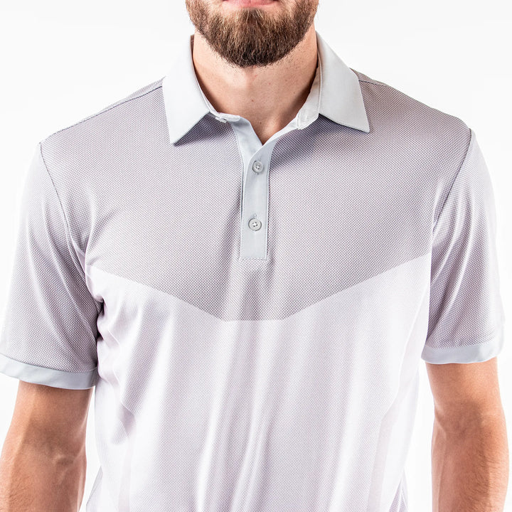 Mateus is a Breathable short sleeve shirt for Men in the color Cool Grey(4)