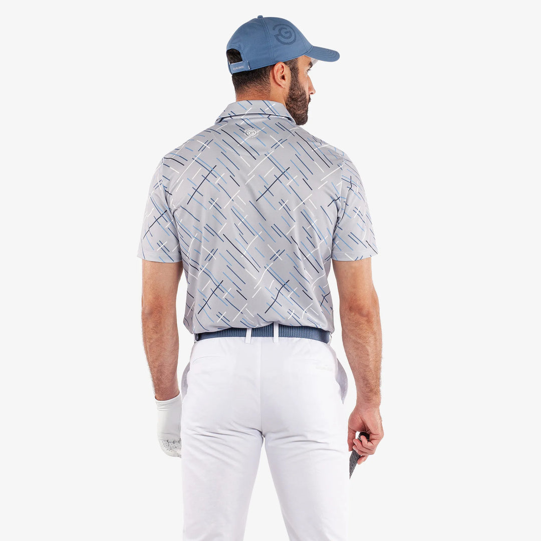 Mathias is a Breathable short sleeve golf shirt for Men in the color Cool Grey/Navy(4)
