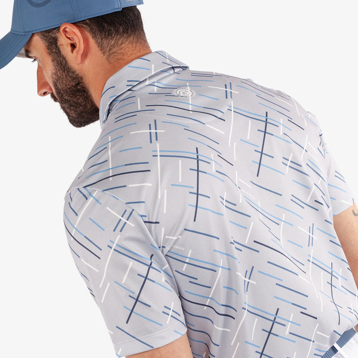 Mathias is a Breathable short sleeve golf shirt for Men in the color Cool Grey/Navy(5)