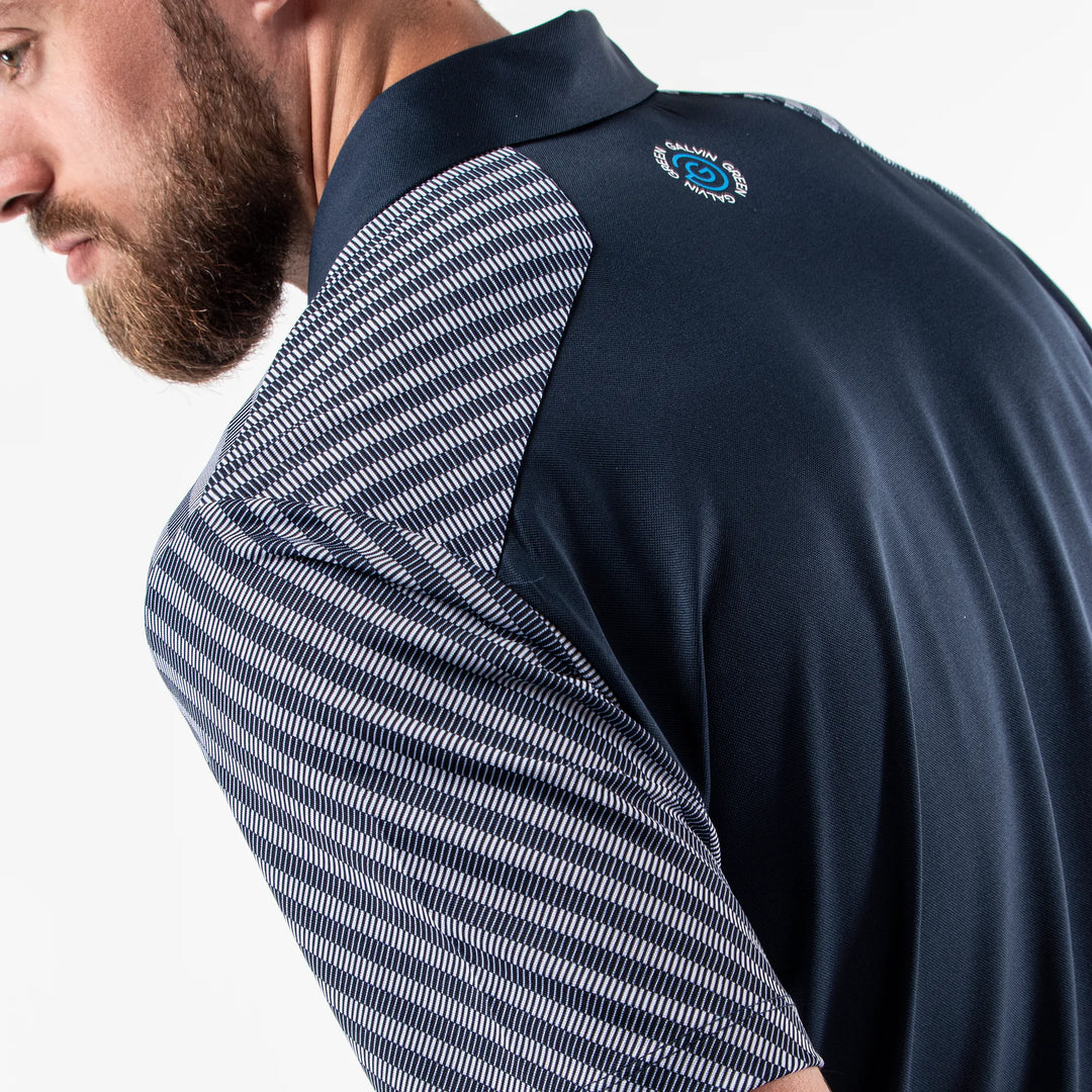 Mathis is a Breathable short sleeve shirt for Men in the color Navy(5)