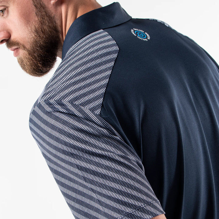 Mathis is a Breathable short sleeve shirt for Men in the color Navy(5)